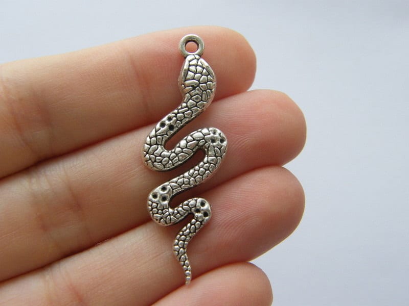 6 Snake charms antique silver tone A377