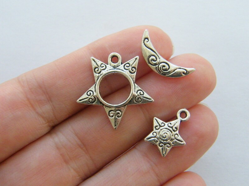6 Sun moon and star toggle clasps antique silver tone FS92