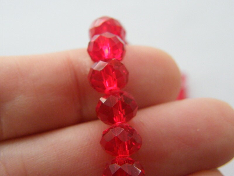 72 Beads - Christmas red faceted crystal glass B79
