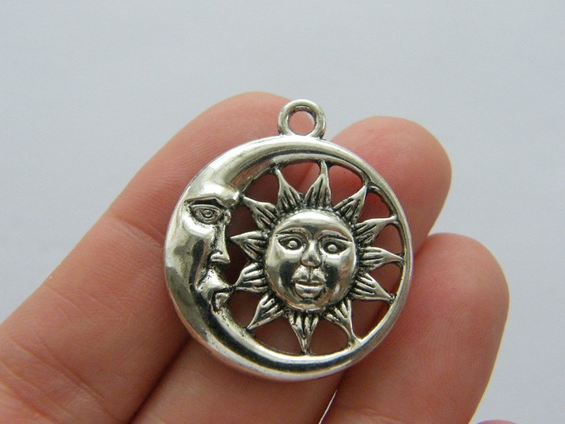 BULK 20 Moon and sun pendants antique silver tone S99 - SALE 50% OFF