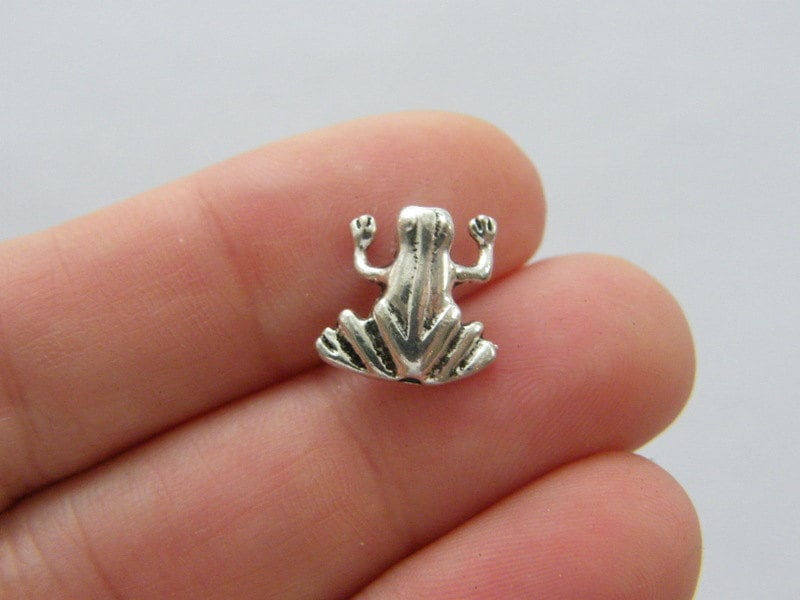 8 Frog spacer beads antique silver tone A34