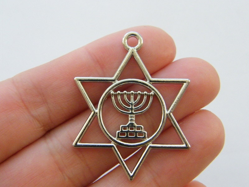 4 Star of David pendants silver tone R109