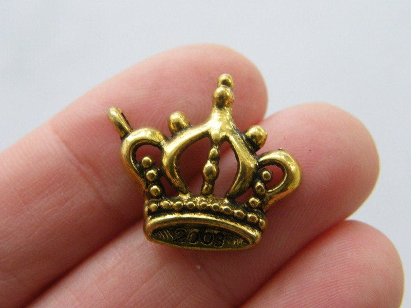 BULK 50 Crown charms antique gold tone CA19 - SALE 50% OFF