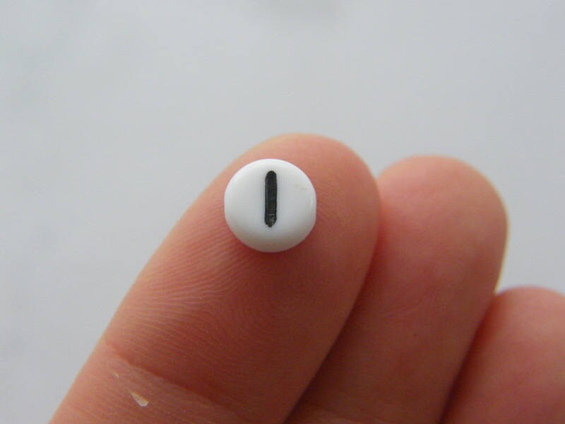 BULK 500 Number 1 acrylic round number beads white and black - SALE 50% OFF