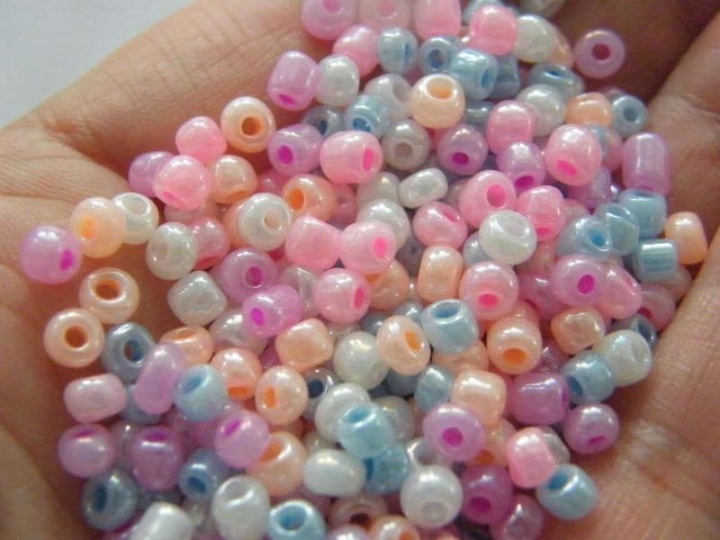 400 Pastel  mixed glass seed beads 4mm