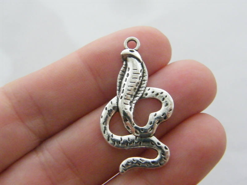 8 Snake cobra pendants charms antique silver tone A735