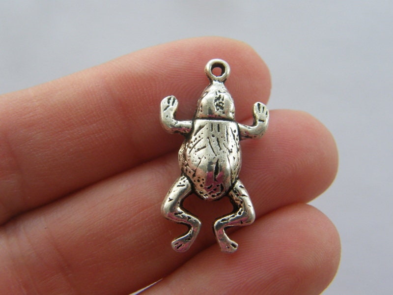 4 Frog charms antique silver tone A811