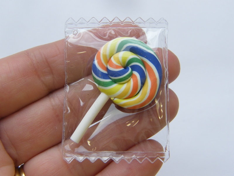 2 Resin lollipop charms FD276