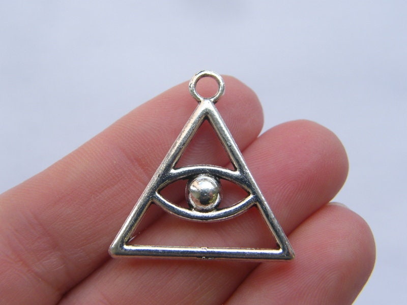 8 Eye triangle charms antique silver tone I18