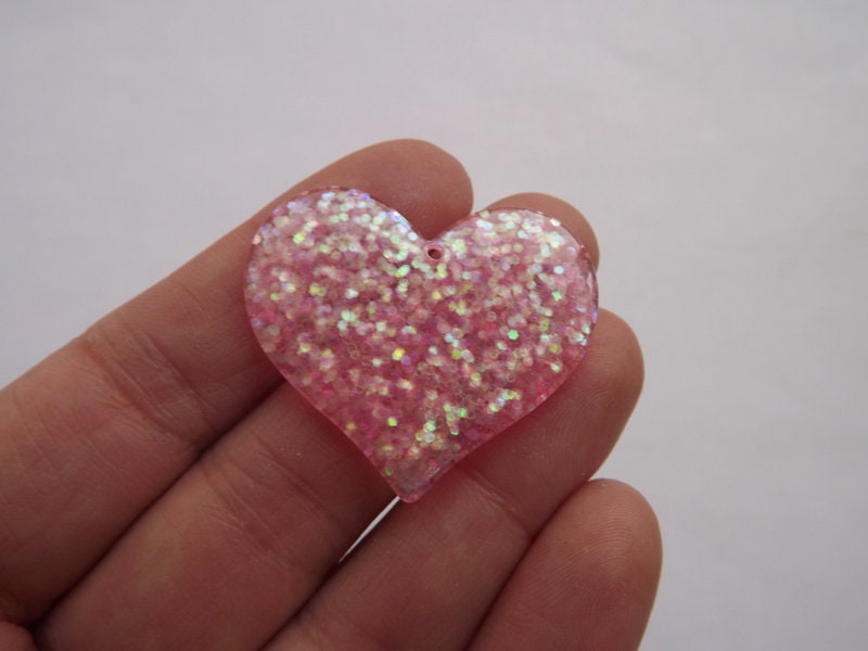 4 Heart glitter pink resin pendants H215