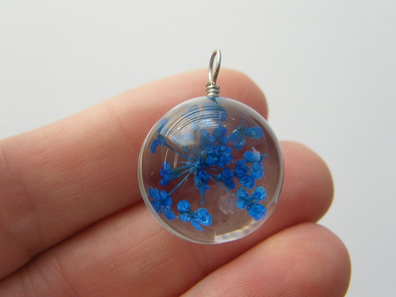 1 Dried flower blue glass pendant F270