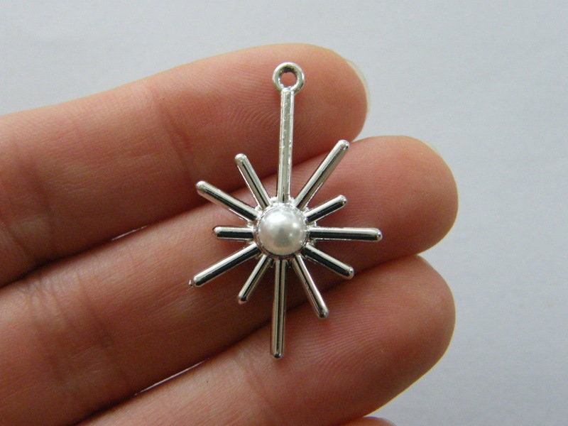4 Star imitation pearl charms silver plated tone S88
