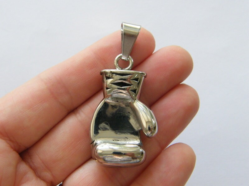 1  Boxing glove pendant antique silver tone stainless steel SP70