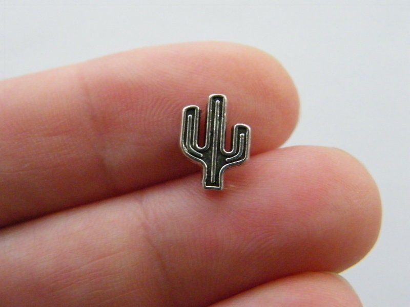 30 Cactus spacer bead charms antique silver tone L270