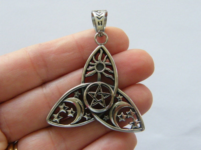 1  Celtic knot pentagram moon crescent pendant antique silver tone stainless steel HC289