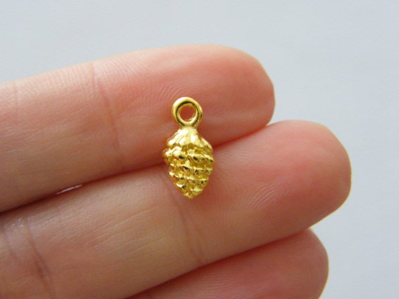 14 Pine cone charms gold tone L411