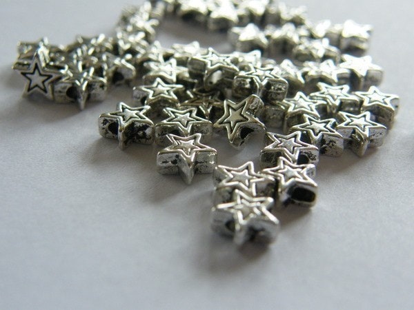 50 Star spacer beads antique silver tone S21
