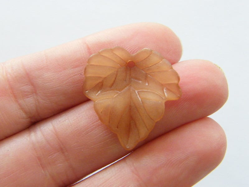 50 Brown frosted acrylic leaf charms L 6