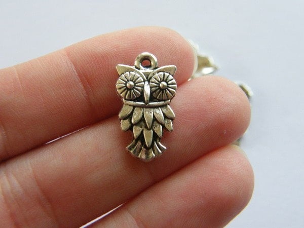 BULK 50 Owl charms antique silver tone B296