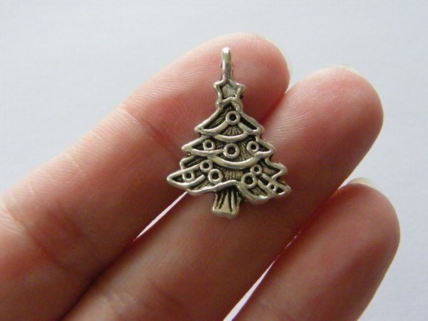 6 Christmas tree charms antique silver tone CT2