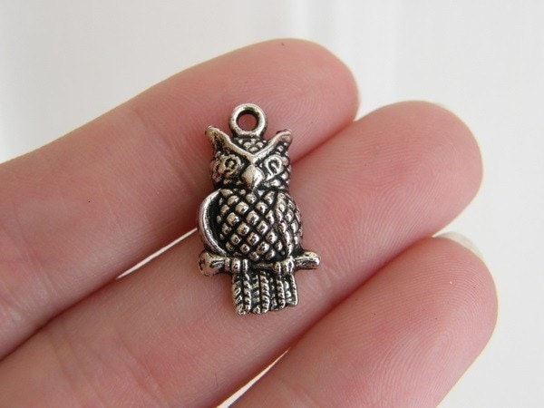 10 Owl charms antique silver tone B299