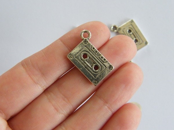 5 Tape cassette charms antique silver tone MN31