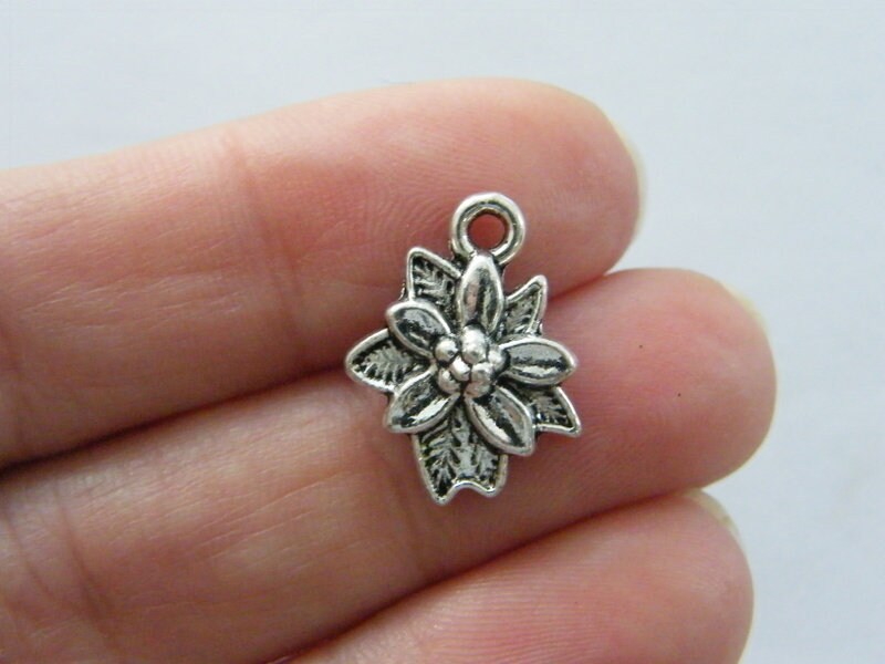 12 Flower charms antique silver tone F98