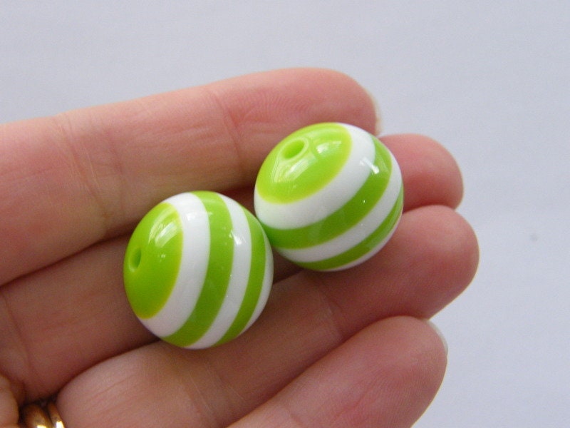 10 Green and white striped resin 20mm beads B158