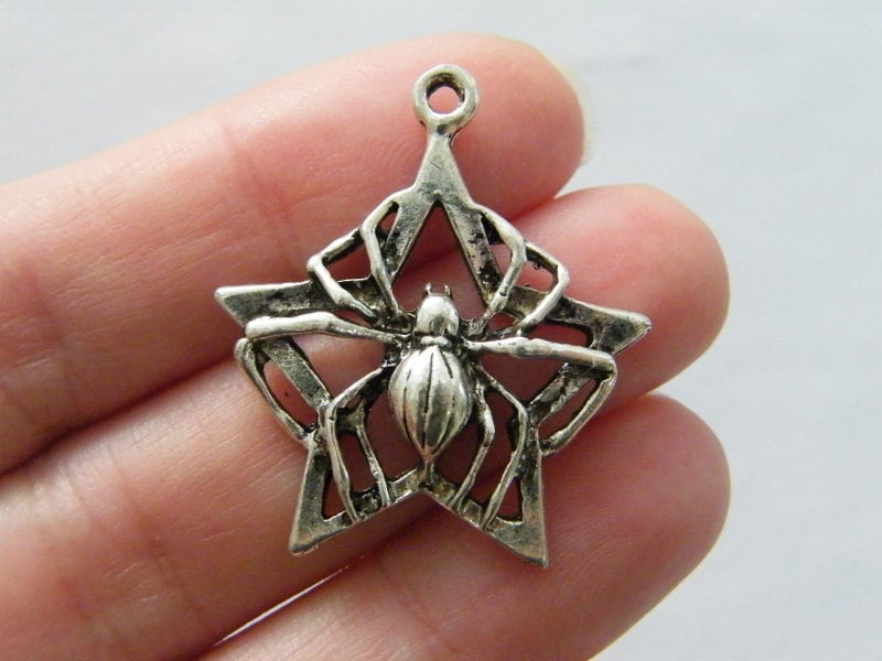 4 Spider star charms antique silver tone HC5