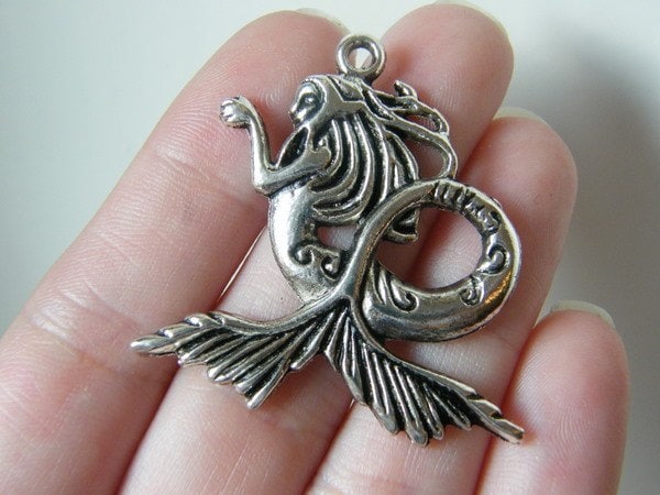 BULK 10 Mermaid pendants antique silver tone FF631