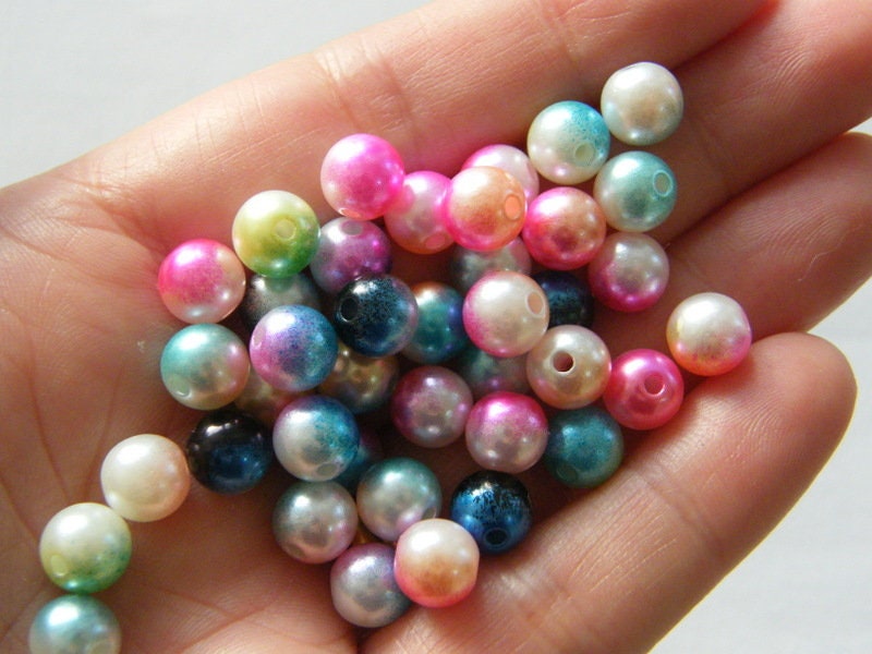 100 Random mixed coloured beads 8mm acrylic AB32  - SALE 50% OFF