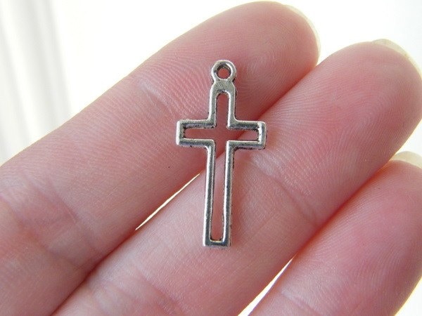 16 Cross charms antique silver tone C4