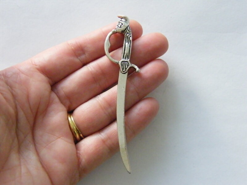 1 Sword pendant antique silver tone SW22
