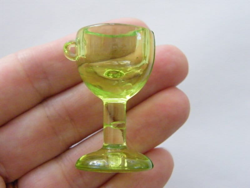 2  Wine glass pendants green acrylic FD230