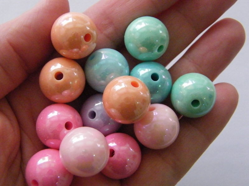 30 Random AB coloured beads 16mm acrylic BB431