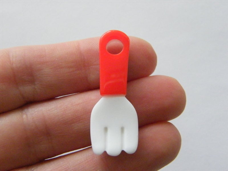 10 Fork charms red and white resin FD303