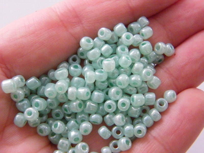400  Green teal pearlized glass seed beads SB44 - SALE 50% OFF