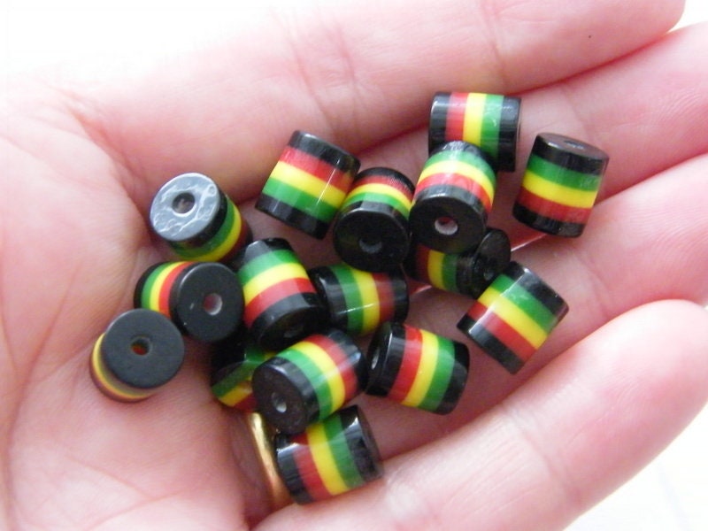 80 Striped black red yellow green reggae resin beads B178