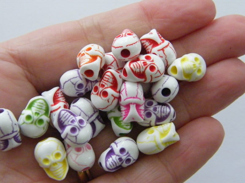 50 Skull beads random mixed acrylic BB499 - SALE 50% OFF