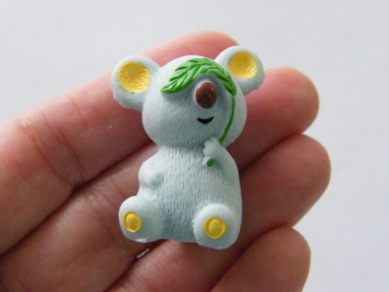 1 Koala embellishment miniature  resin A1274