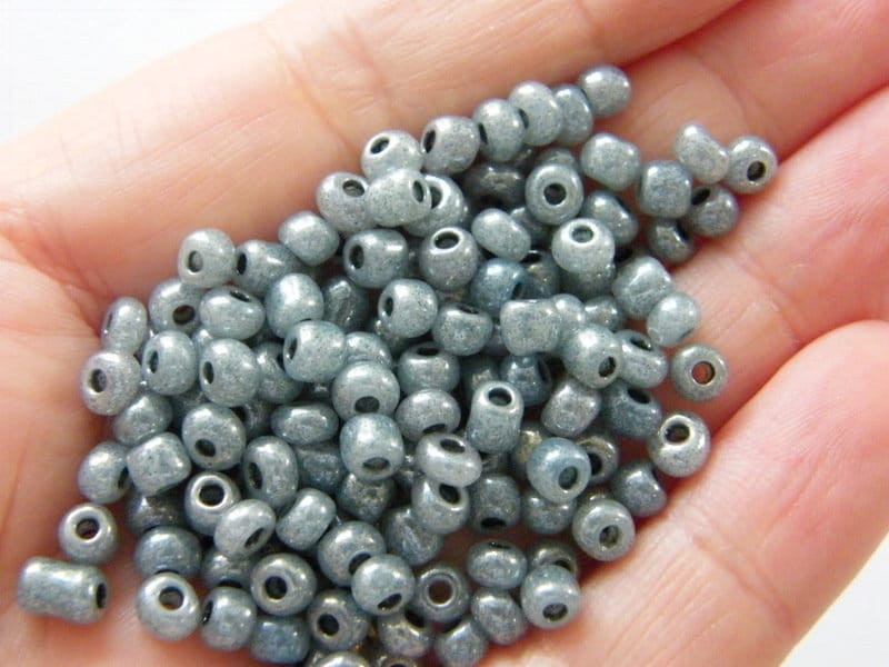 400 Dark grey seed beads SB149  