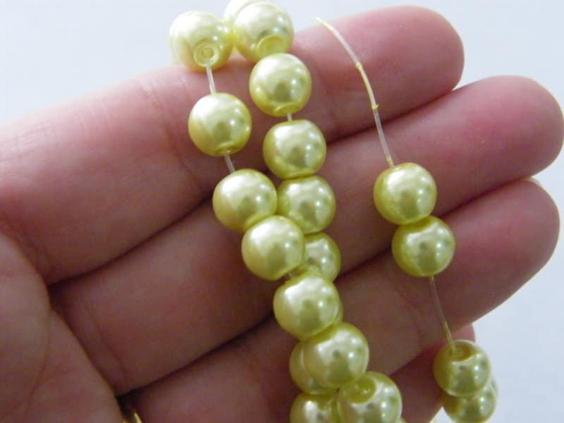 100 Yellow imitation pearl  glass 8mm beads B237 - SALE 50% OFF