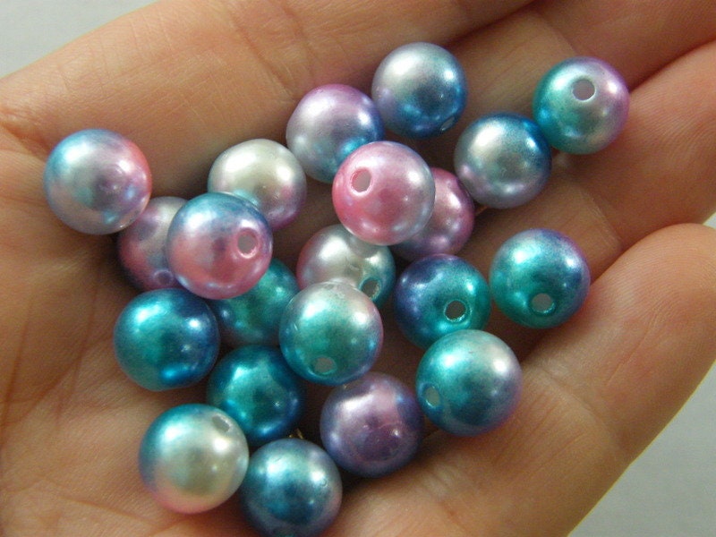 50 Blue pink purple and white 10mm gradient mermaid acrylic beads BB485 - SALE 50% OFF