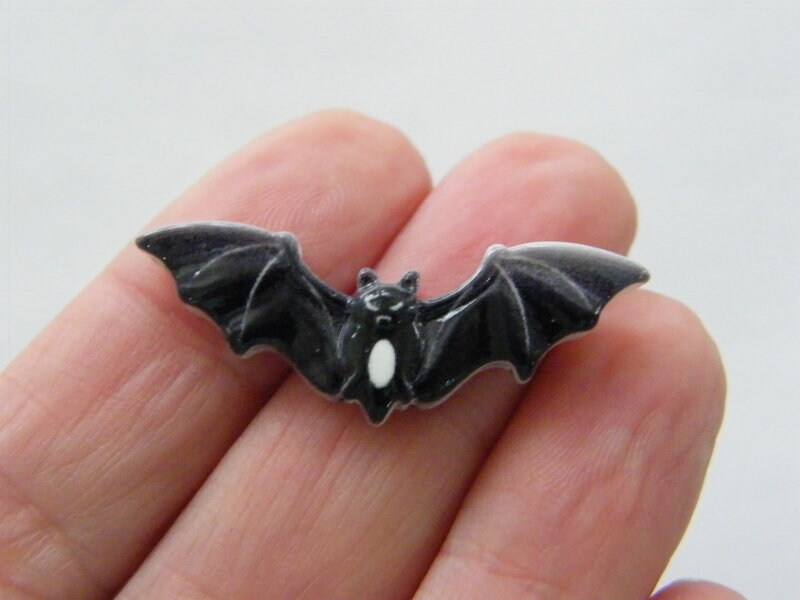 6 Bat embellishment cabochon Halloween resin HC301