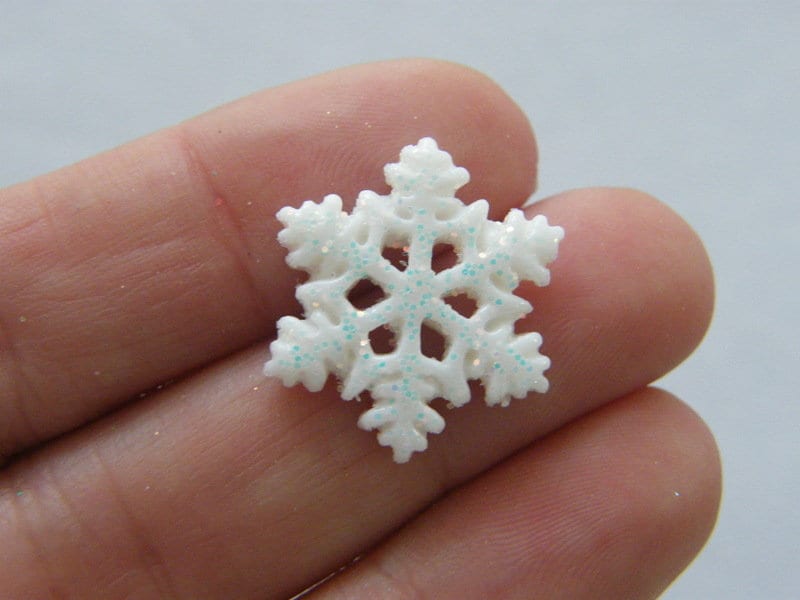 10 Snowflake embellishment cabochons off white glitter SF54
