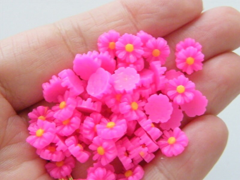 30 Flower daisy embellishment cabochons pink yellow resin F299