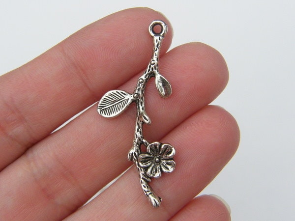 4 Branch with flower pendants antique silver tone F47