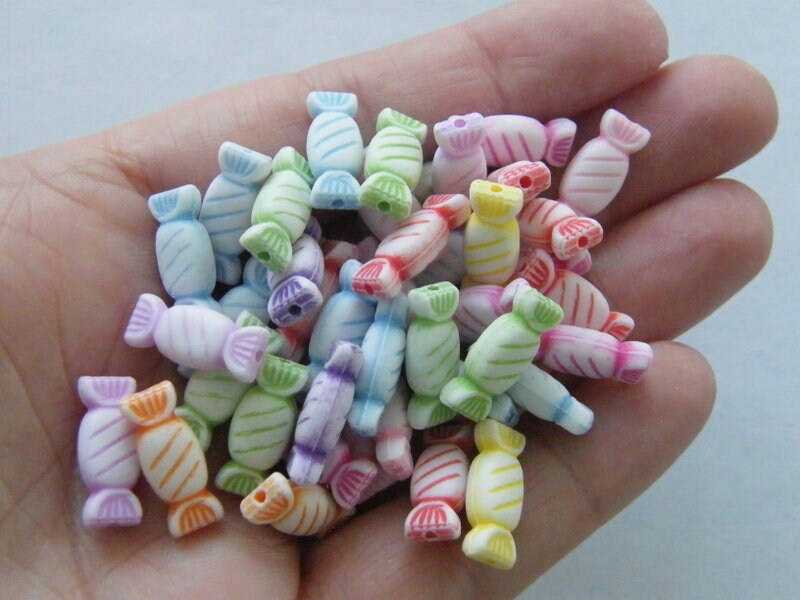 100 Sweet candy beads random mixed acrylic FD557