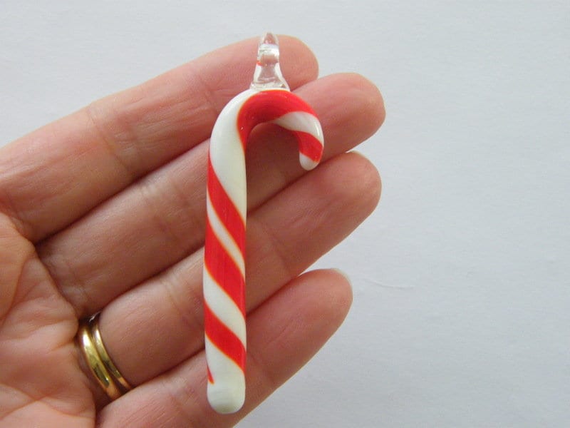 1 Candy cane Christmas pendant red and white lampwork glass CT50
