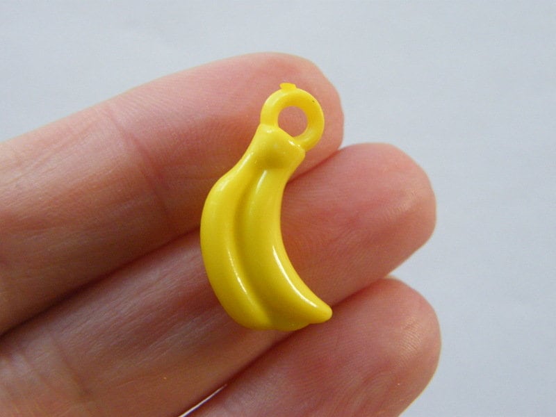 50 Banana charms yellow acrylic FD628  - SALE 50% OFF